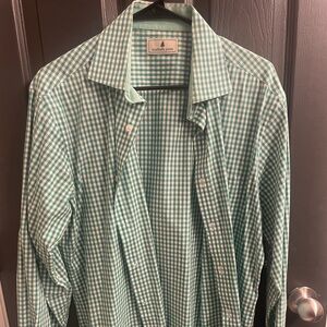 Men’s Southern Pines button down dress shirt